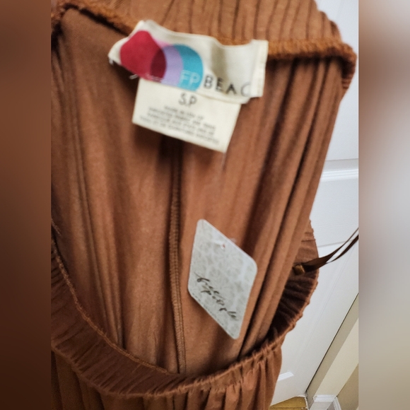 Free People Sunday Stroll Jumper/Camel - Picture 12 of 14